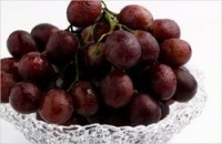 Eight foods that help fight spring allergies